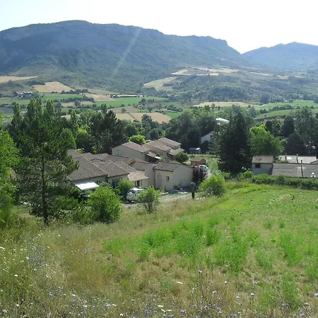 Gites Le Serpolet Maison d'hôtes Séderon