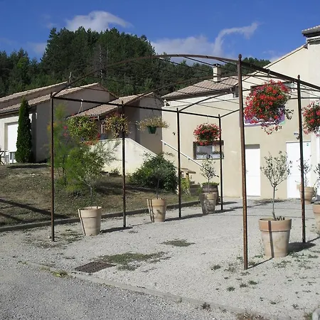 Gites Le Serpolet Maison d'hôtes *
